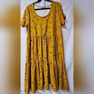 Dress 2x new never used comes with chain